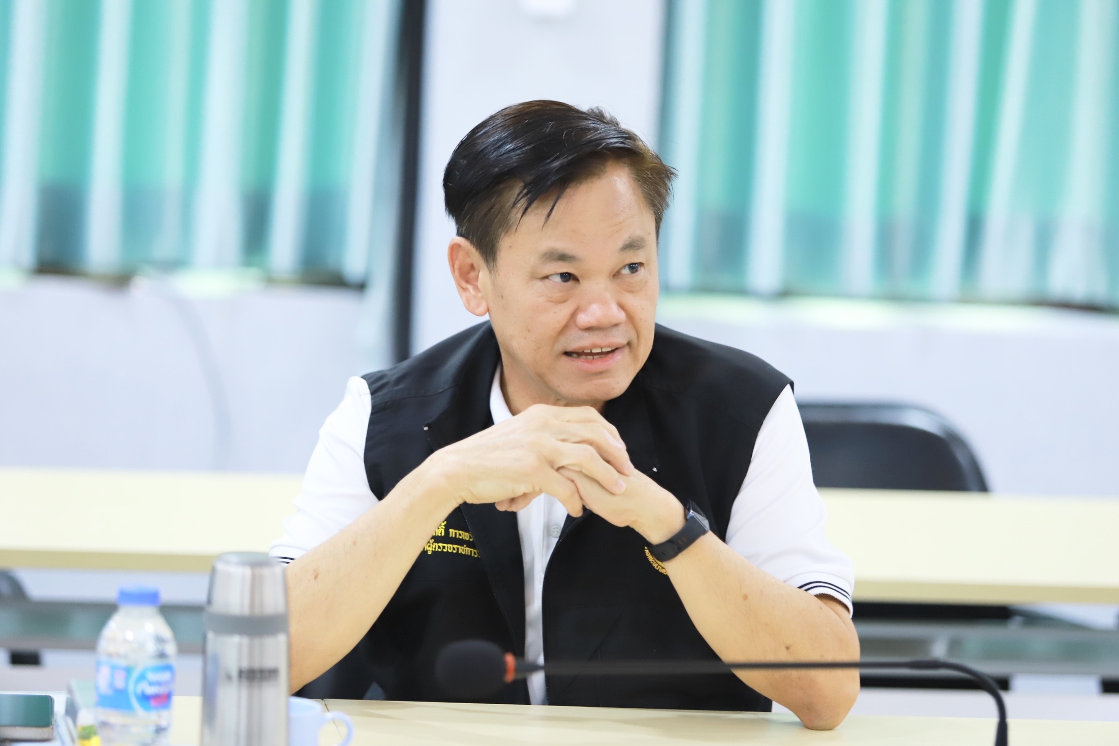 title - เลขาธิการ ส.ป.ก. ประชุมติดตามผลการดำเนินงาน และการใช้จ่ายงบประมาณ ประจำปีงบประมาณ พ.ศ.2569 ของภาคใต้ 